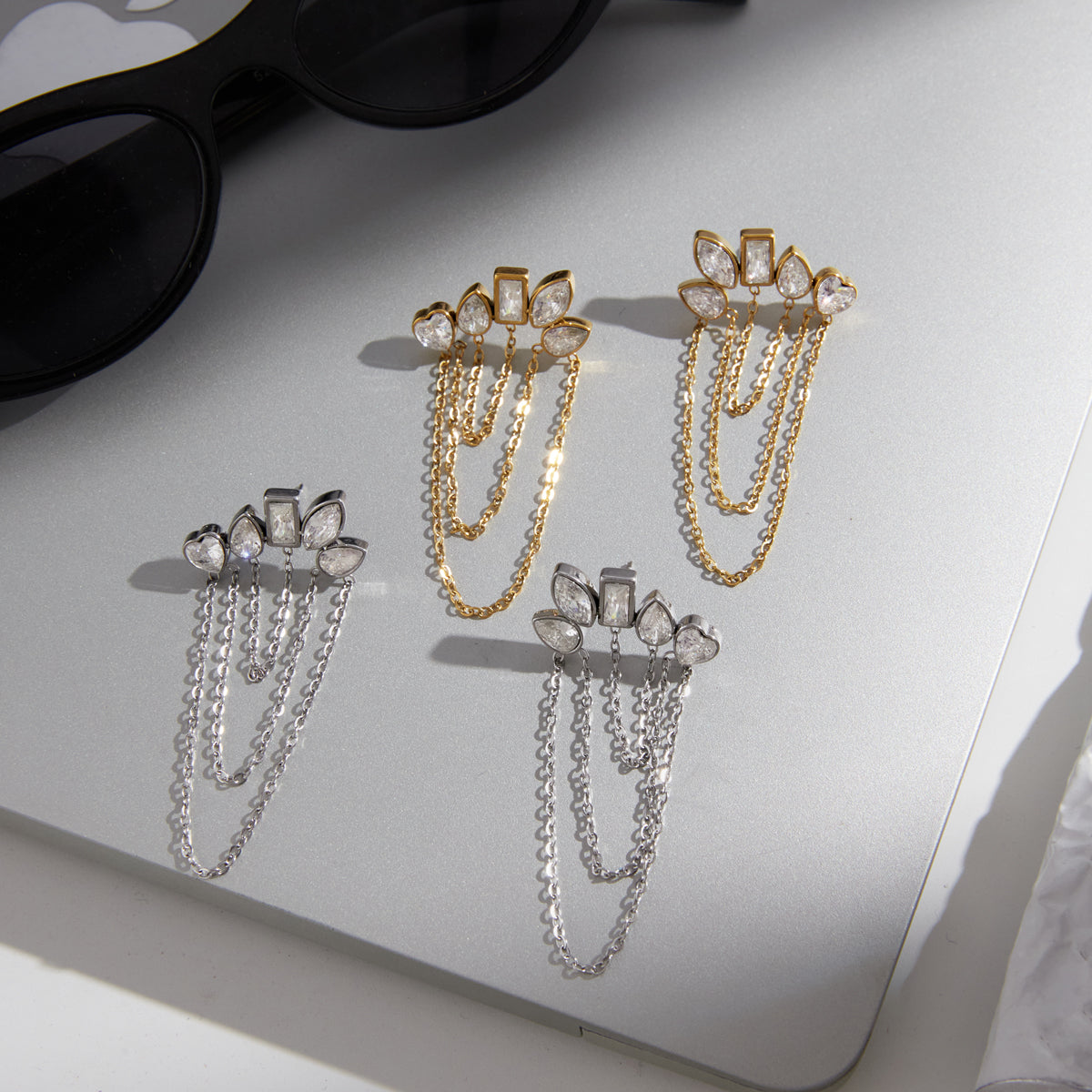 CHAIN DROP EARRINGS