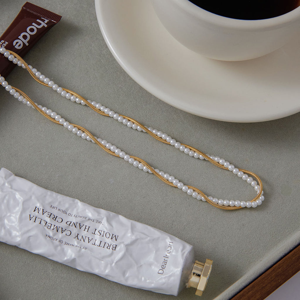 PEARL WAVE NECKLACE