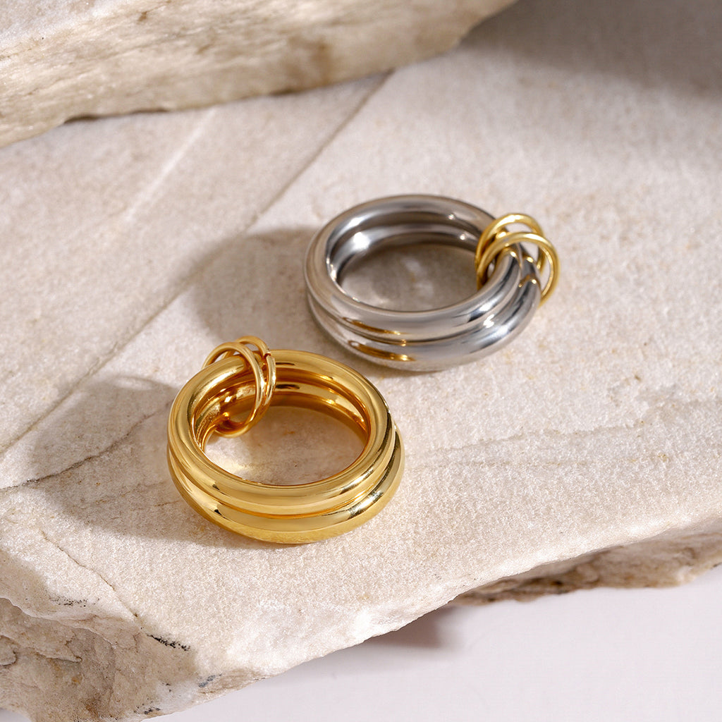 DOUBLE LOOP RING